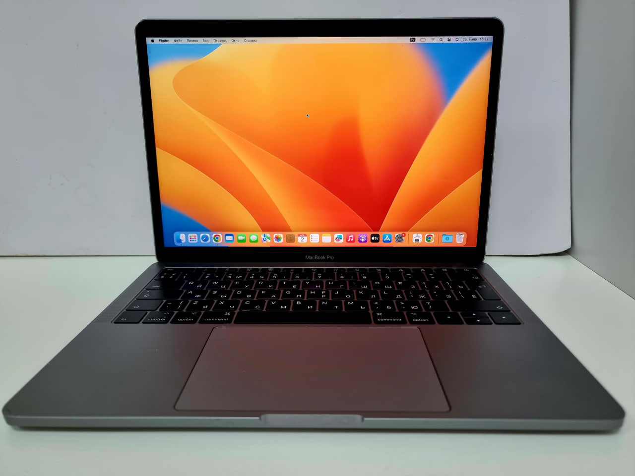 MacBook Pro 13" Retina, 2017, MPXR2, Core i5 2,3Ггц/8Гб/128Гб SSD, 21 циклов / Без коробки, Серебрситый - Б/У